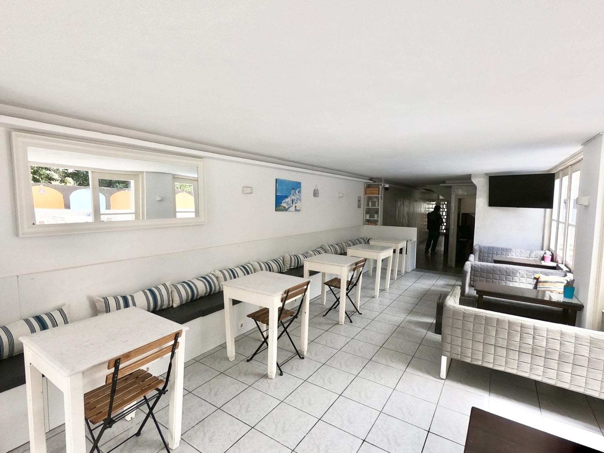 Anny Studios & Rooms Perissa Beach Exteriör bild