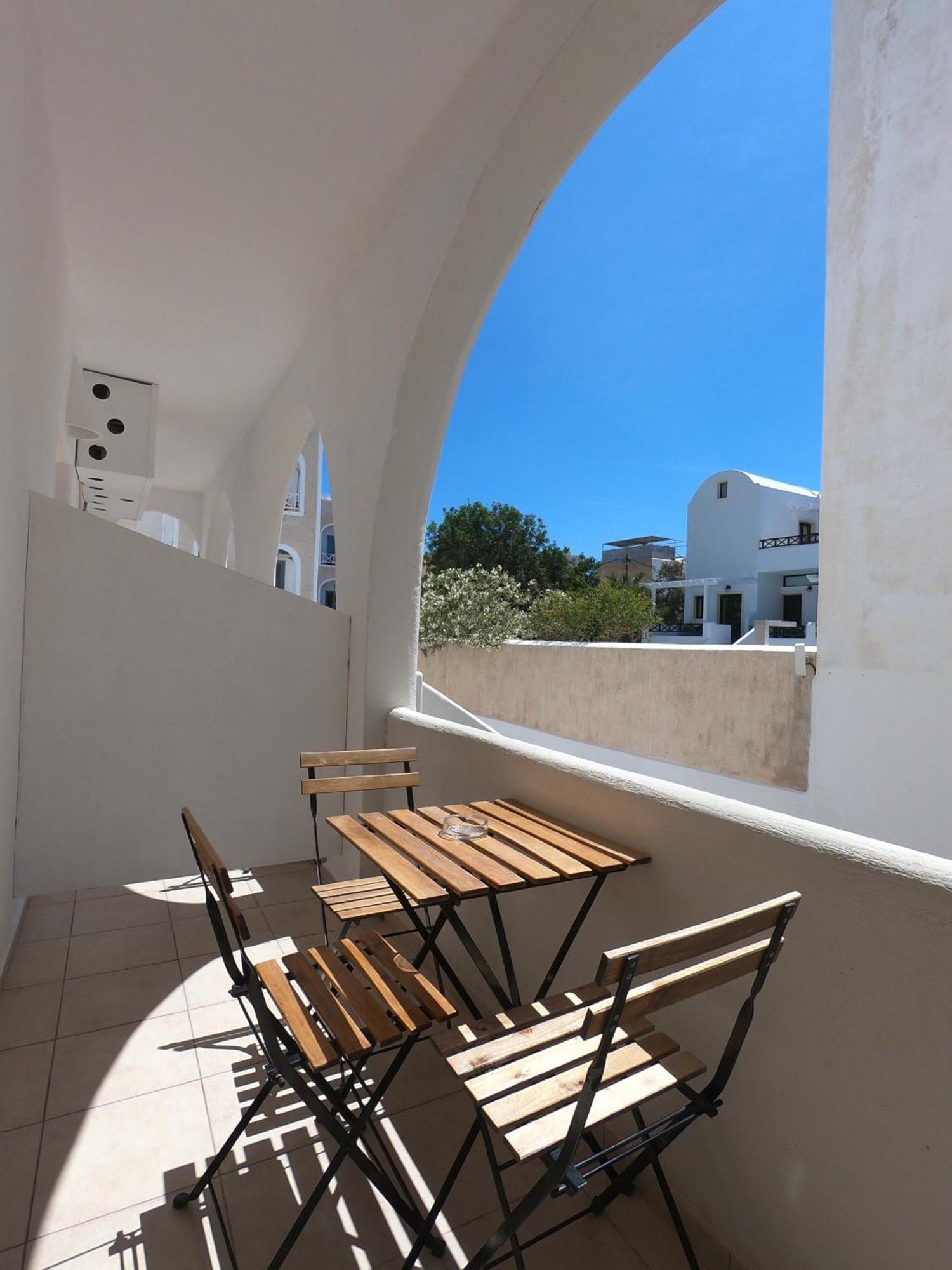 Anny Studios & Rooms Perissa Beach Exteriör bild